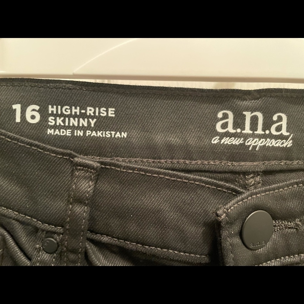 Black jeans - Picture 4 of 6